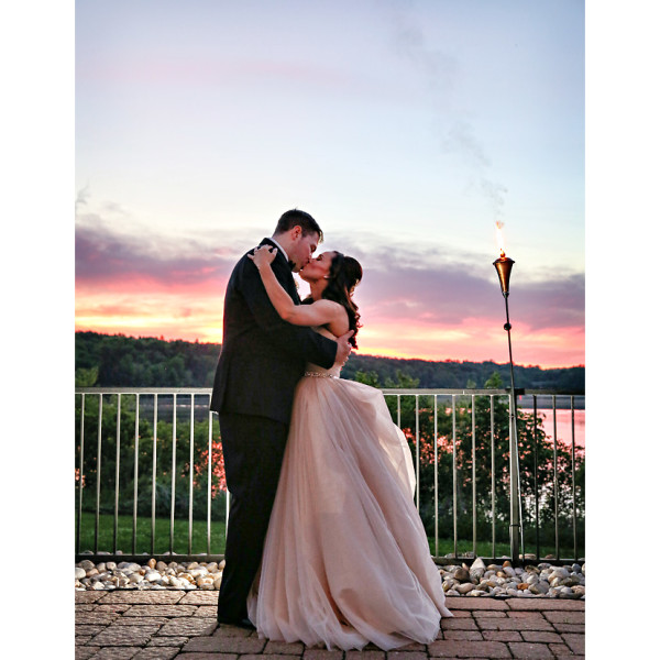 Lake House Inn Wedding Ceremony of Sarah + Jeff